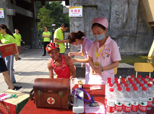 黄陵县红十字会“零距离”服务“轩辕杯”赛事活动